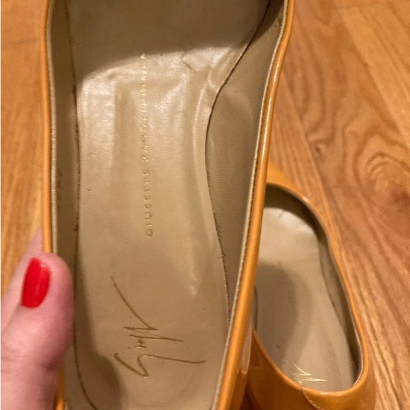 Giuseppe Zanotti Orange Patent leather kitten heels size 7 - Picture 9 of 13